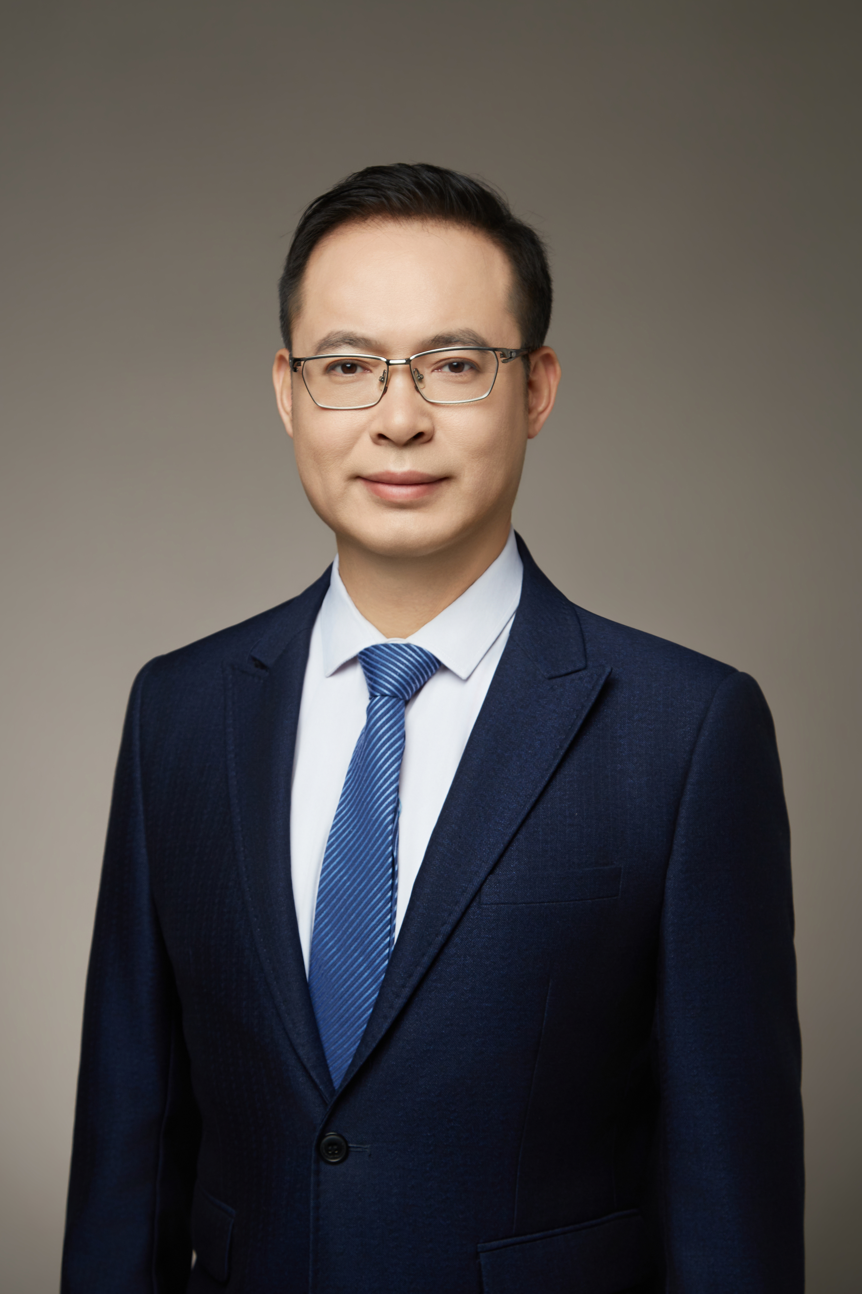 金其余的照片